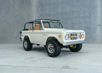 BROTHERS BLAZE A BOLD NEW FUNDRAISING TRAIL,  COMBINING CLASSIC CARS WITH CHARITABLE CAUSES